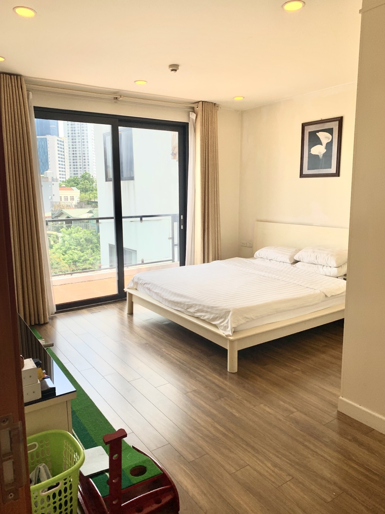 Grand Spring Suite • P702 (Lake Balcony) - 20 Phạm Huy Thông