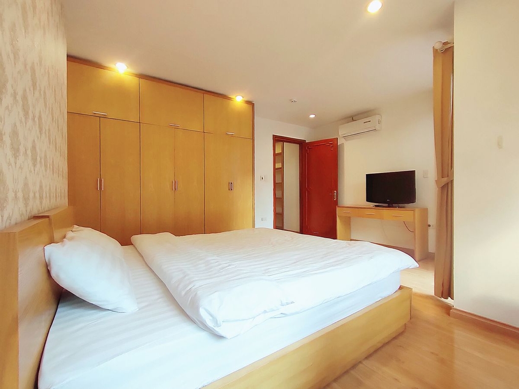 Spring suites • P301 - 109 Mai Hắc Đế