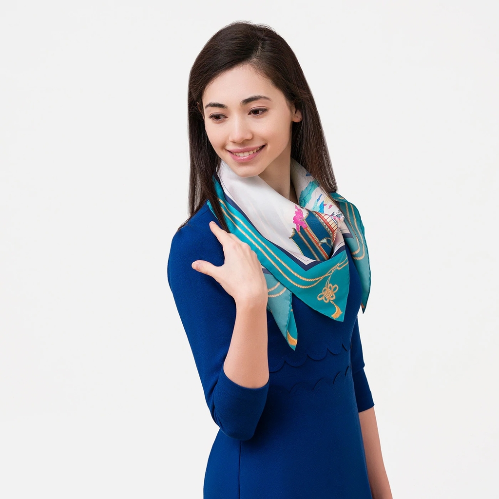 Khăn lụa Vẻ Đẹp Tinh Tế Của Người Hán