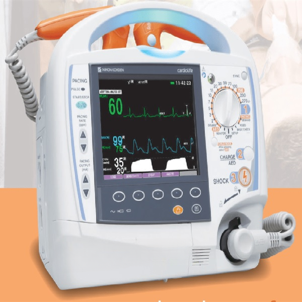 Máy phá rung tim có tạo nhịp TEC-5631 Chính hãng,Giá tốt nhất - Cấp cứ