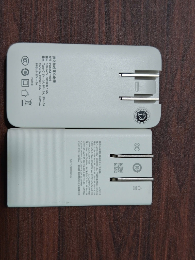 [Instock] CỦ SẠC MINI SLIM 65W, MỎNG 14MM (Kho đối tác)