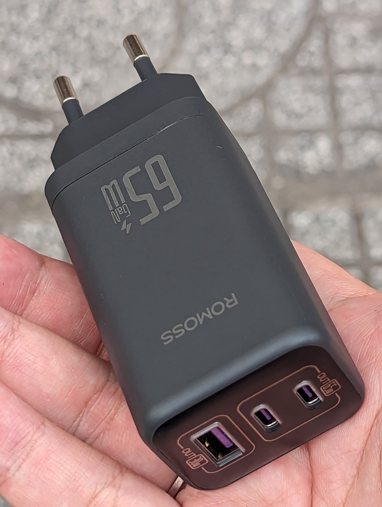 [Instock] CỦ SẠC ROMOSS 65W 2C+ 1A (Kho đối tác)