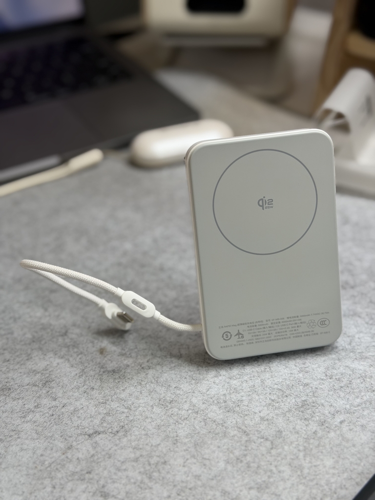 [Sẵn hàng] PIN DỰ PHÒNG MAGSAFE ECOFLOW RAPID MAG QI2.2 25W 10.000MAH, MÀN HÌNH MÀU (Kho đối tác)