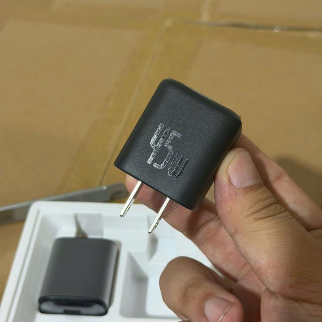 [Instock] Bộ củ + cáp sạc Baseus 45w, công nghệ GAN6 siêu nhỏ gọn (Kho đối tác)