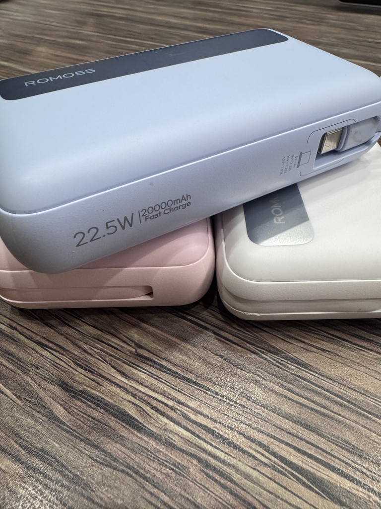 [Instock] Sạc dự phòng Romoss 10.000-20.000mAh -22.5w, hàng bỏ mã, có lỗi ngoại quan(Kho đối tác)