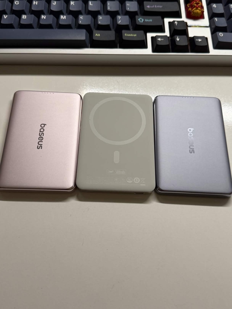 [instock] Sạc dự phòng Baseus magsafe 5000mah