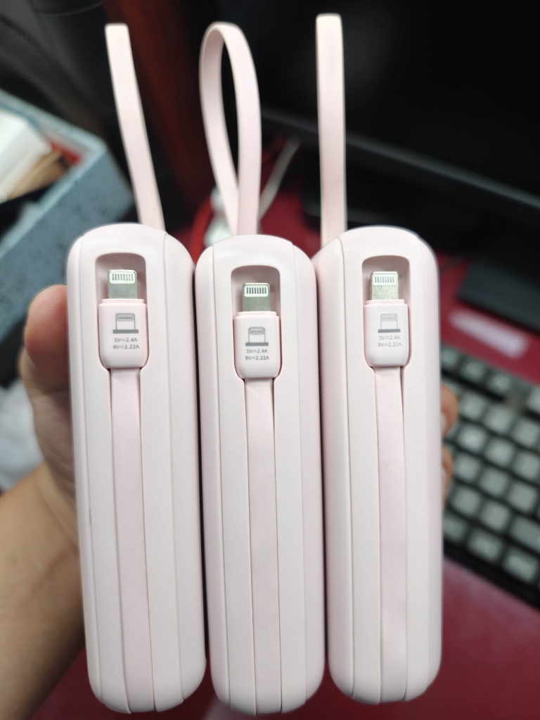[Thanh lý] PIN ROMOSS 20.000MAH 22.5W KÈM 2 CÁP C+L (Kho đối tác)