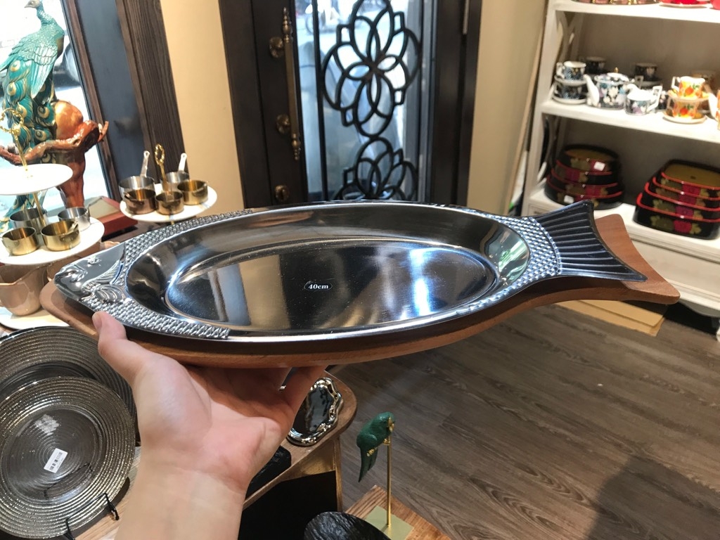 Con cá gỗ inox