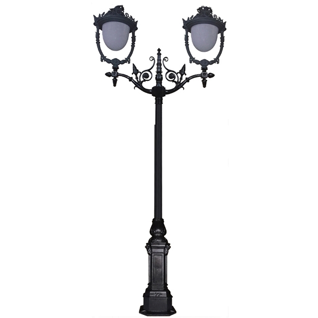 Cột đèn sân vườn DC05B