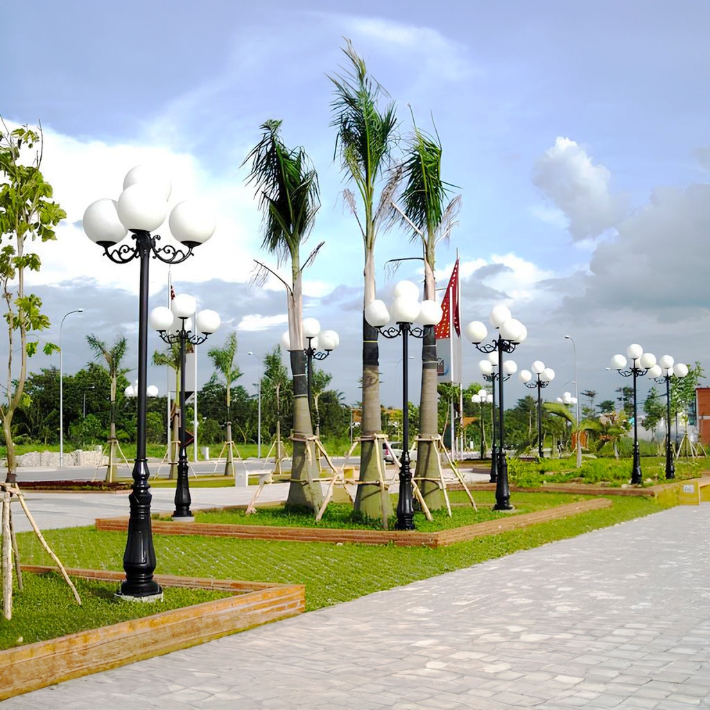 Cột đèn sân vườn DC06