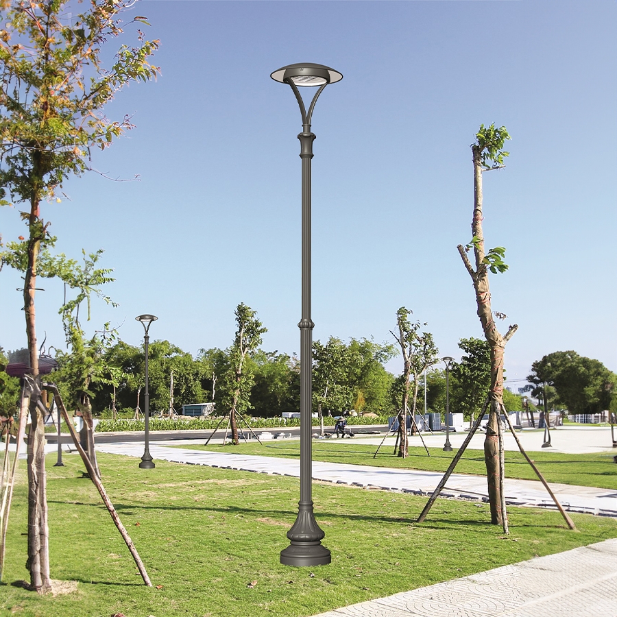 Cột đèn sân vườn Garlado