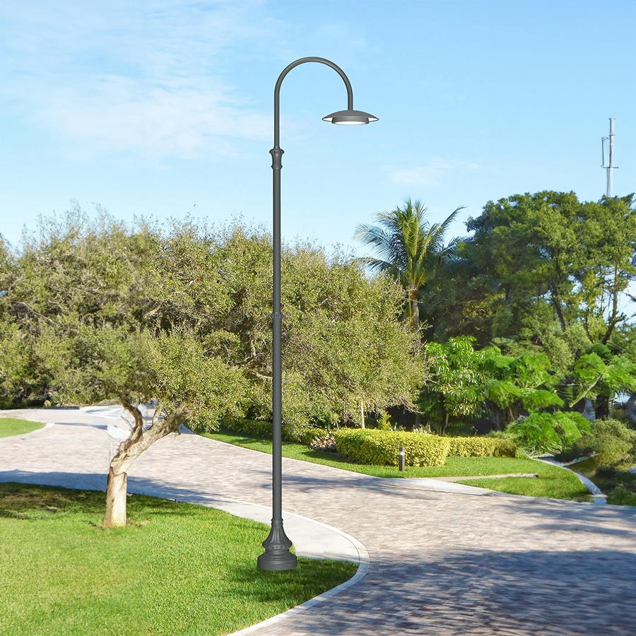 Cột đèn sân vườn Garlado
