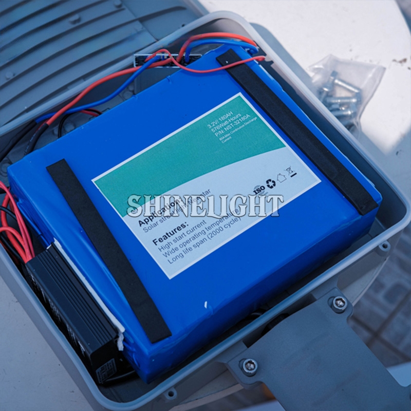 Đèn đường năng lượng mặt trời SL-CTB40
