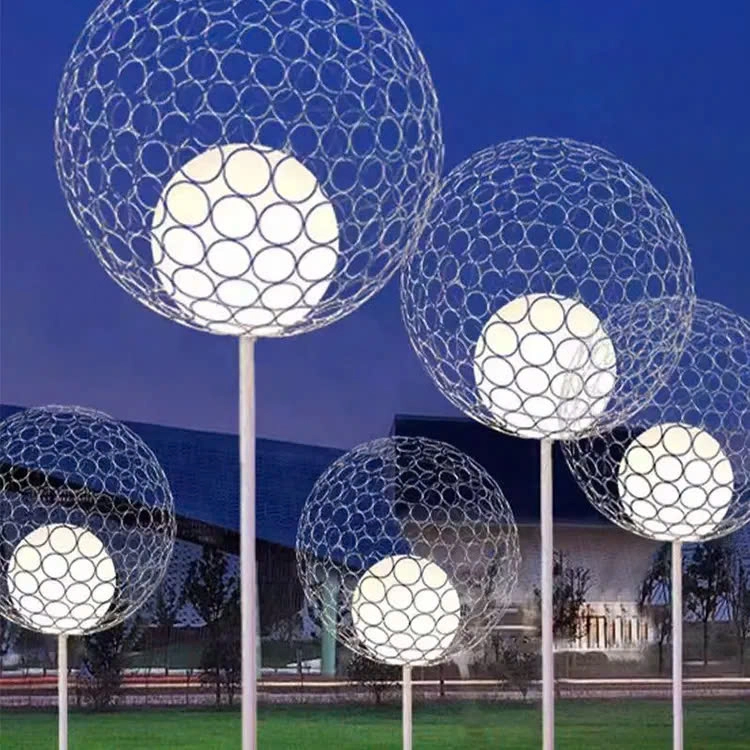 Đèn LED Quả Cầu Hoa Sắt Rỗng Giữa - Bóng Tròn Đôi Đẹp Lạ - Chiếu sáng & trang trí cảnh quan