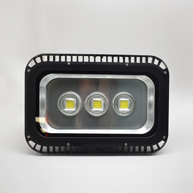 Đèn pha LED SLCL