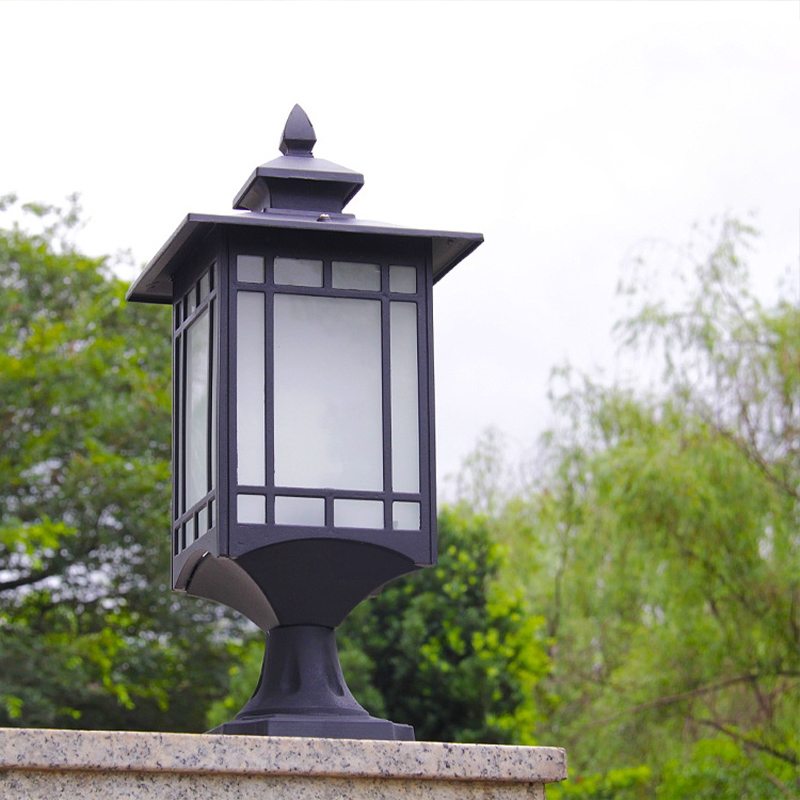 Đèn trụ cổng ROL 141