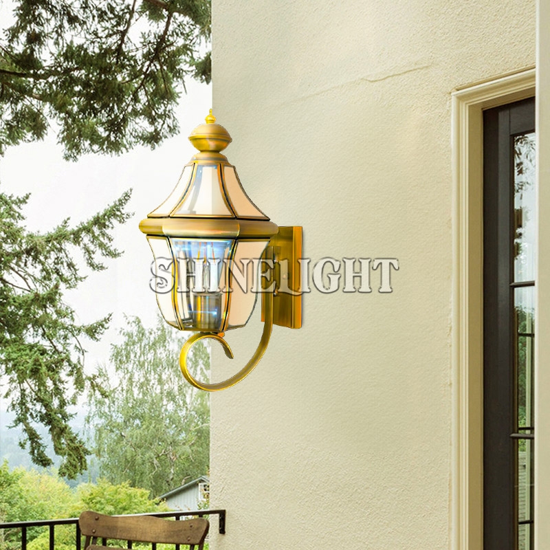 Đèn gắn tường đồng 1840