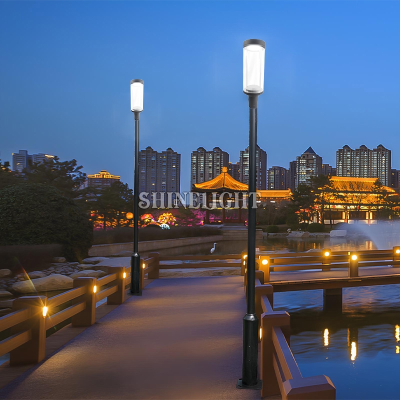 Cột đèn sân vườn SLDSVG39B