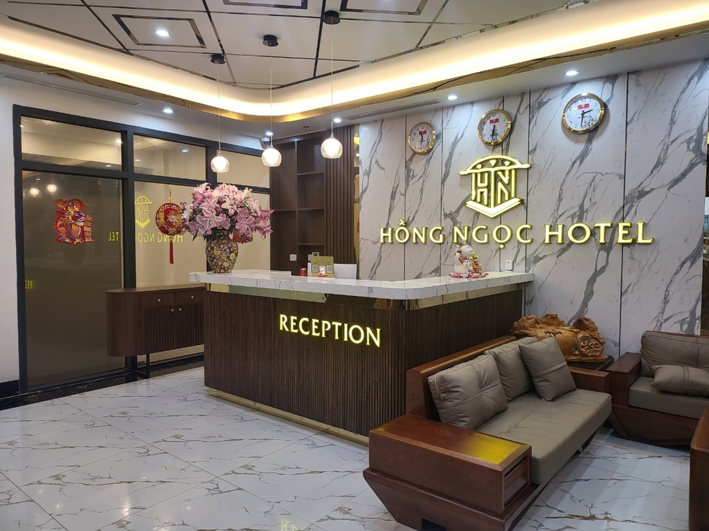 Khu vực lễ tân Khách sạn Hồng Ngọc Hotel