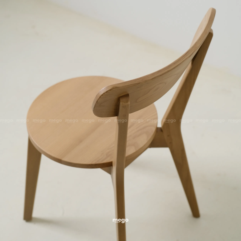 ghế ăn gỗ tối giản