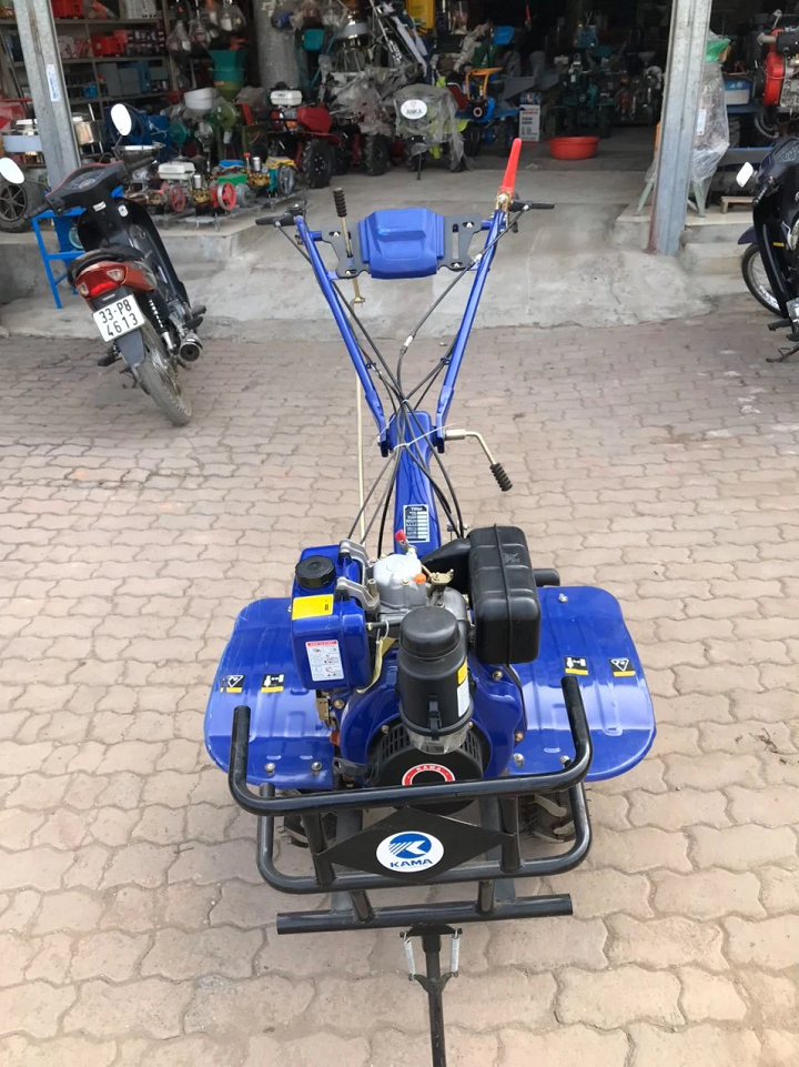 Máy Xới Đất Chạy Dầu Kama 186F Chuyển Hướng