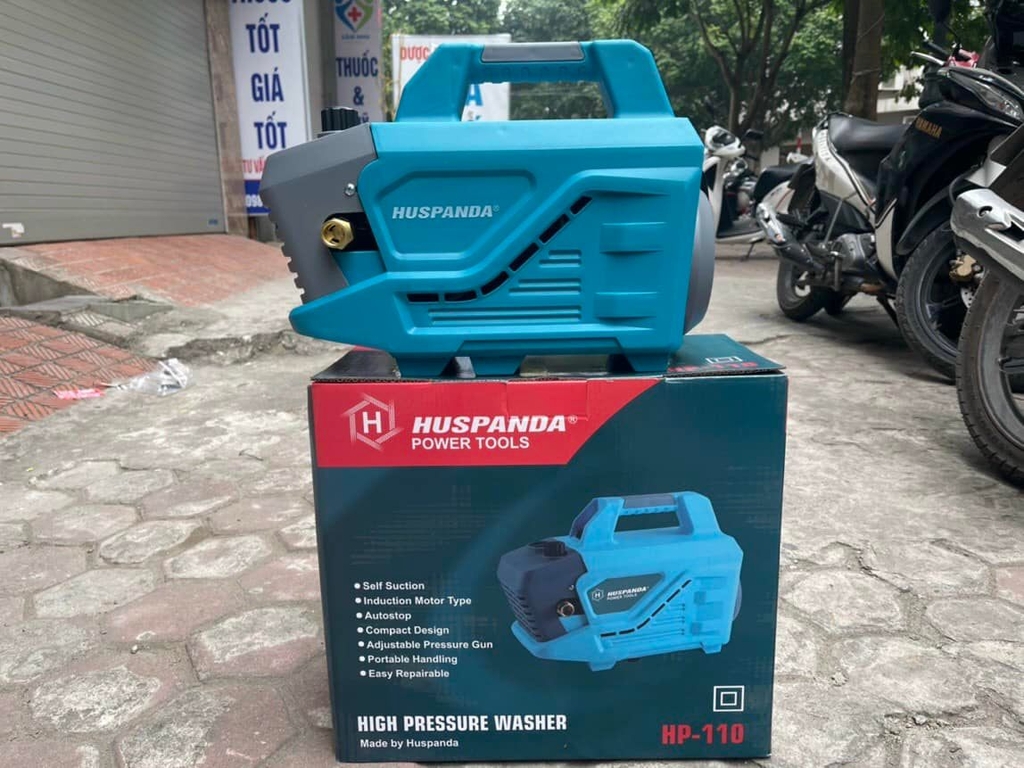 Máy Rửa Xe Huspanda 2600W HP 110