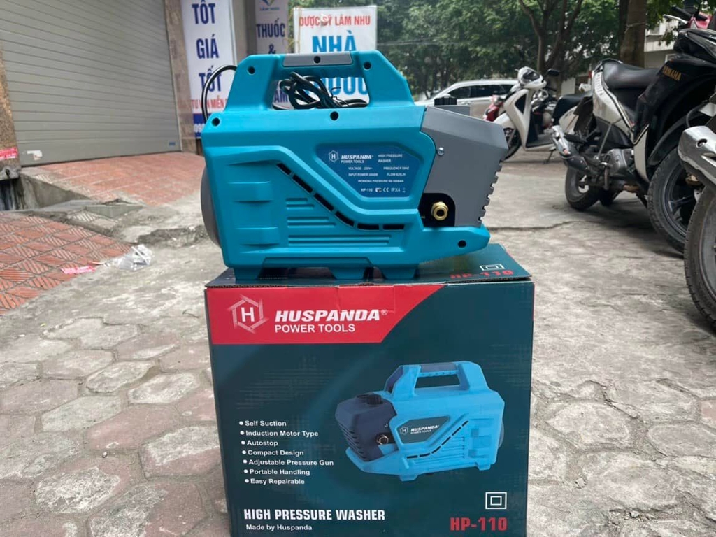 Máy Rửa Xe Huspanda 2600W HP 110