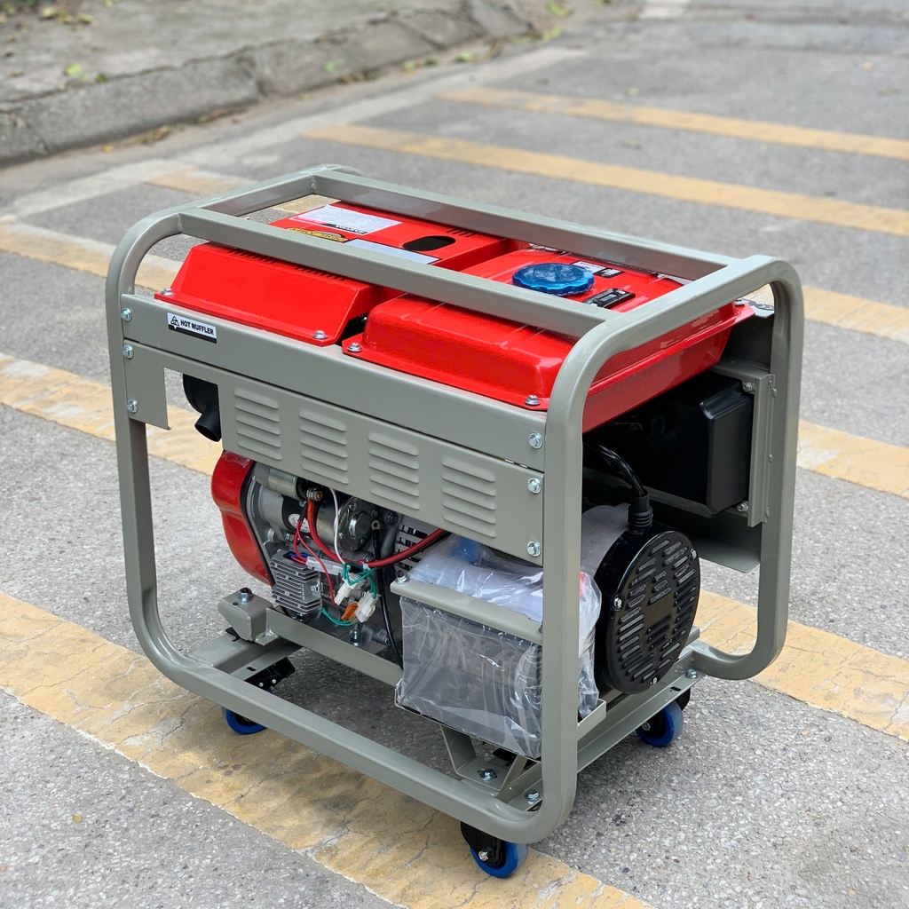 Máy Phát Điện 8KW Chạy Dầu Hakuda HKD8000P3TEP 3 Pha