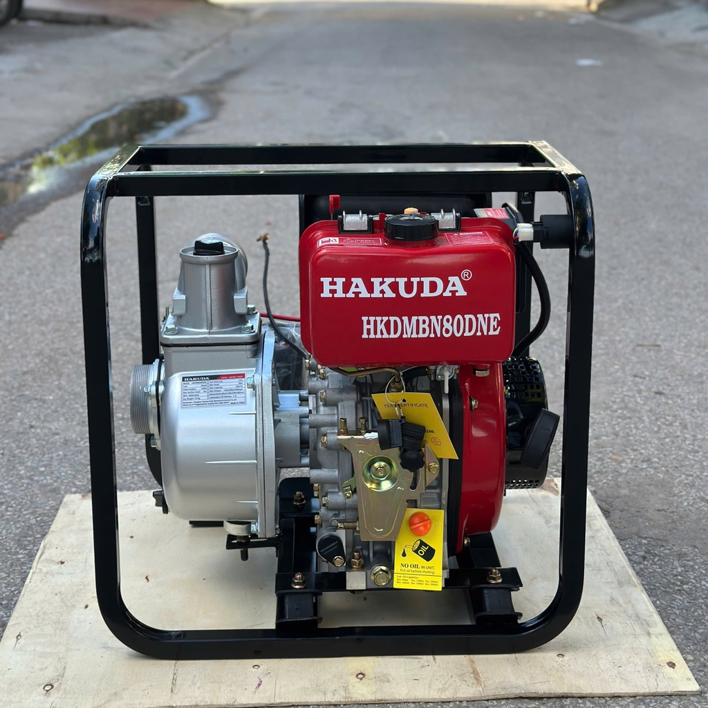Máy Bơm Nước Chạy Dầu 4KW Hakuda HKDMBN80DNE Có Đề