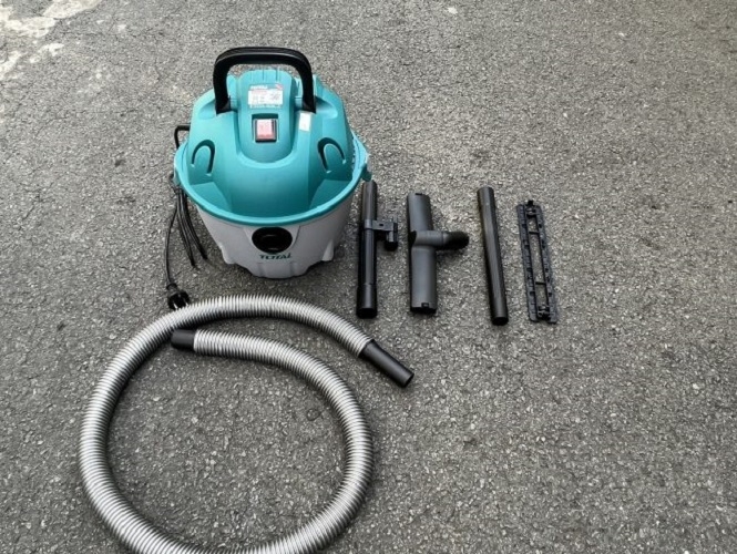 Máy Hút Bụi Total 10L 1200W TVC12101
