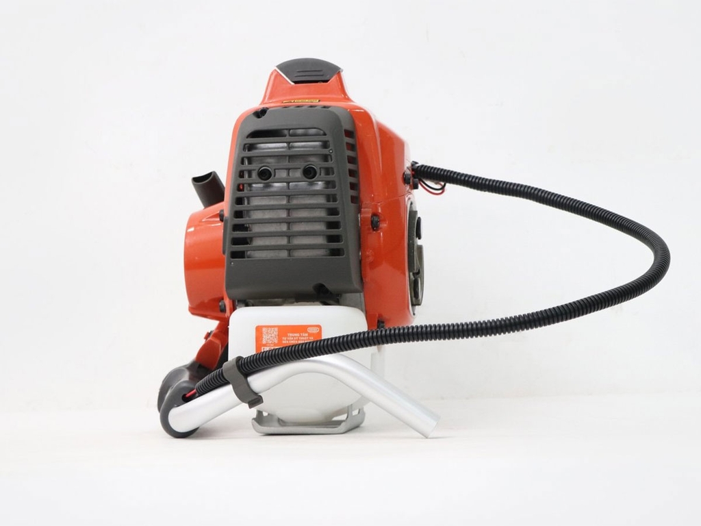 Máy Cắt Cỏ 2 Thì Oshima 543RS 1.650W