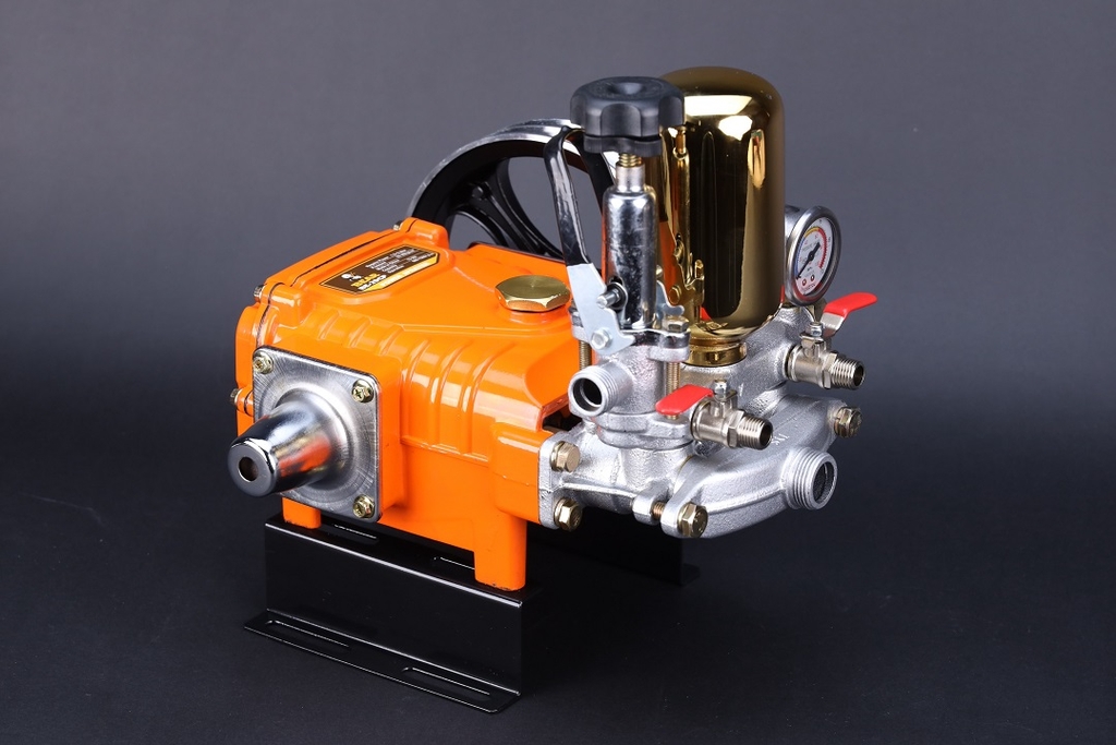 Đầu Phun Xịt Áp Lực 1HP Bear BE-29CP Piston Sứ