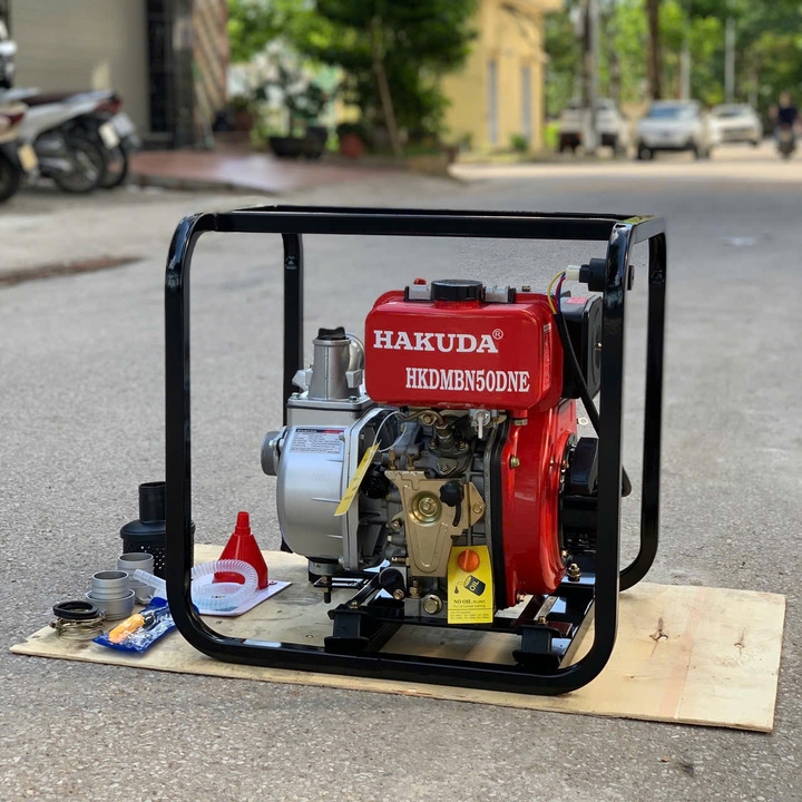 Máy Bơm Nước Chạy Dầu 3.6KW Hakuda HKDMBN50DNE Có Đề