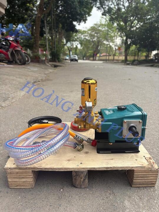Đầu Phun Xịt Áp Lực 1HP Nakawa NK-338SU Piston Sứ
