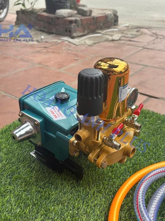 Đầu Phun Xịt Áp Lực 1HP Nakawa NK-338SU Piston Sứ