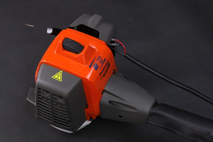 Máy Cắt Cỏ 2 Thì Đeo Vai 2.2KW Huskorea HK-553RSP