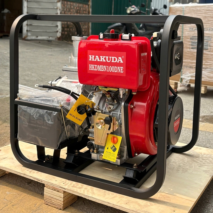 Máy Bơm Nước Chạy Dầu 6.6KW Hakuda HKDMBN100DNE Có Đề