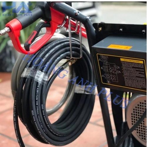 Máy Rửa Xe Cao Áp Luba 3Kw LT3S4-18127