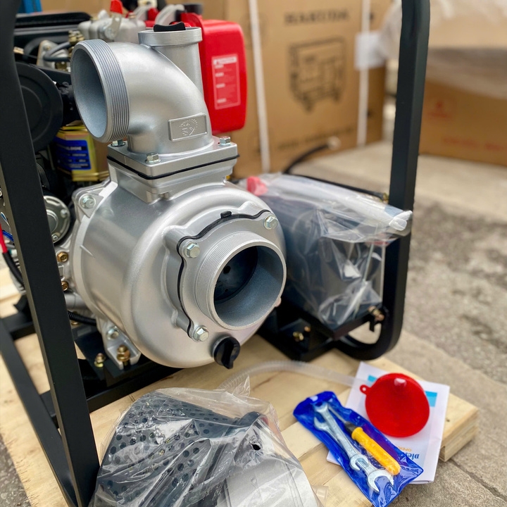 Máy Bơm Nước Chạy Dầu 6.6KW Hakuda HKDMBN100DGE Có Đề