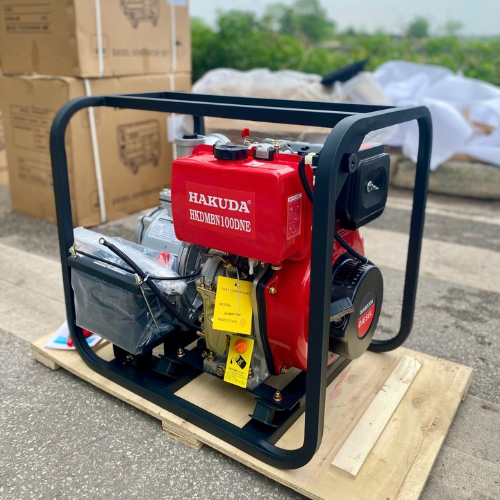 Máy Bơm Nước Chạy Dầu 6.6KW Hakuda HKDMBN100DGE Có Đề