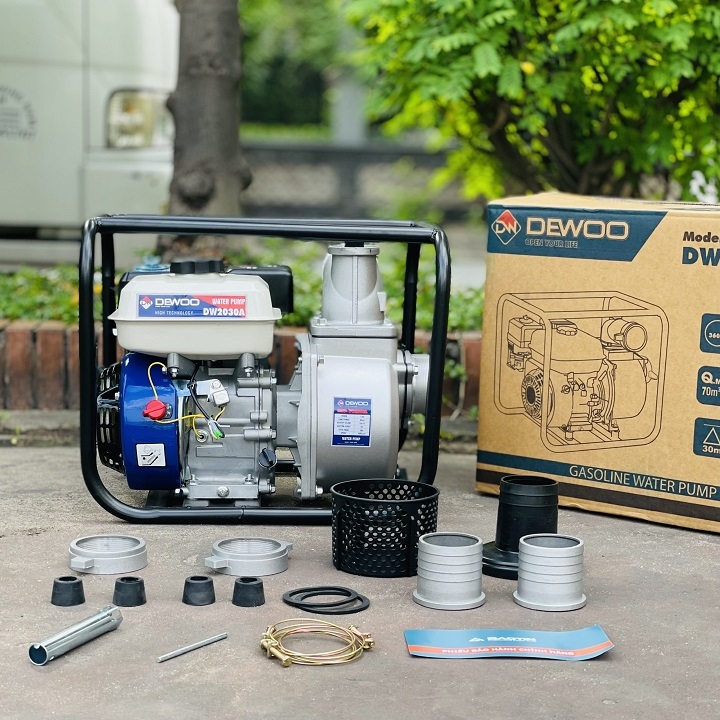 Máy Bơm Nước Chạy Xăng 7Hp Dewoo DW2030A