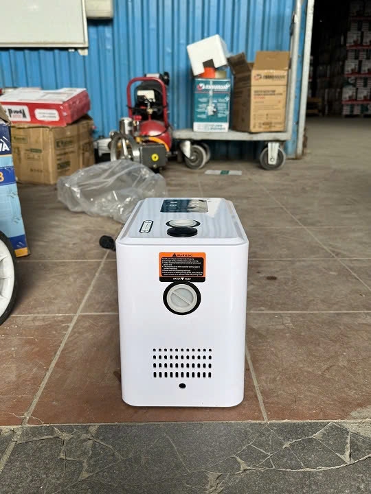 Máy Bơm Nước Tăng Áp Biến Tần Nakawa 400W BT400A