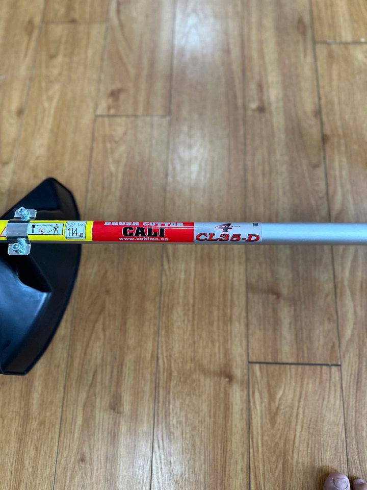 Máy Cắt Cỏ 1KW 4 Thì Cali CL35-D Đen