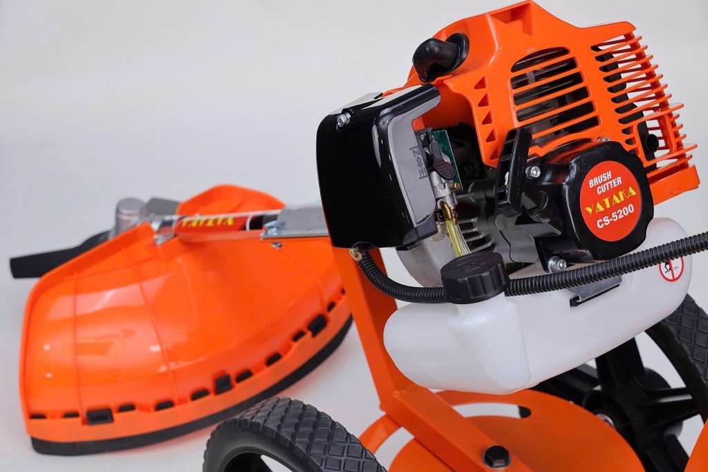 Máy Cắt Cỏ Đẩy Tay Yataka  2.3KW CS-5200