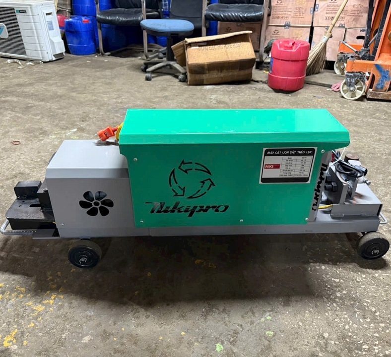 Máy Cắt Uốn Sắt Thép Thủy Lực Hai Đầu Niki 3Kw F25