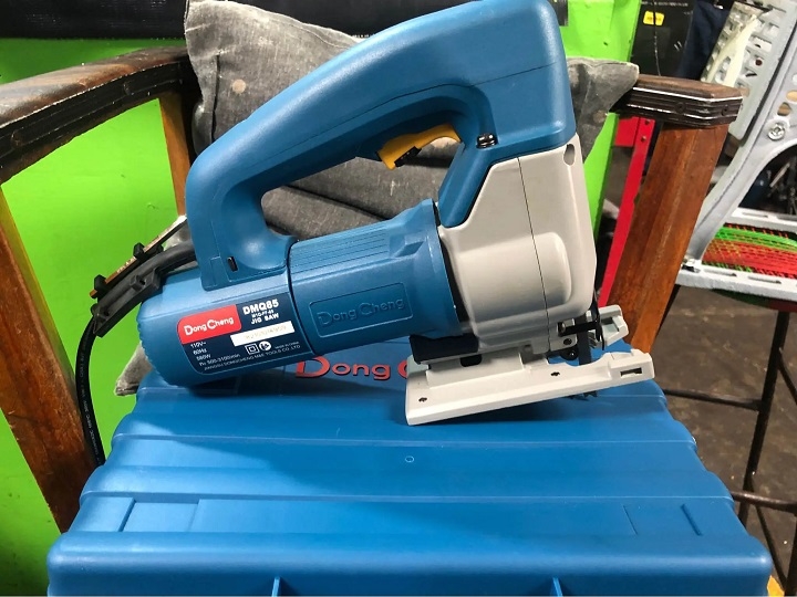 Máy Cưa Xọc Dongcheng 580W DMQ85