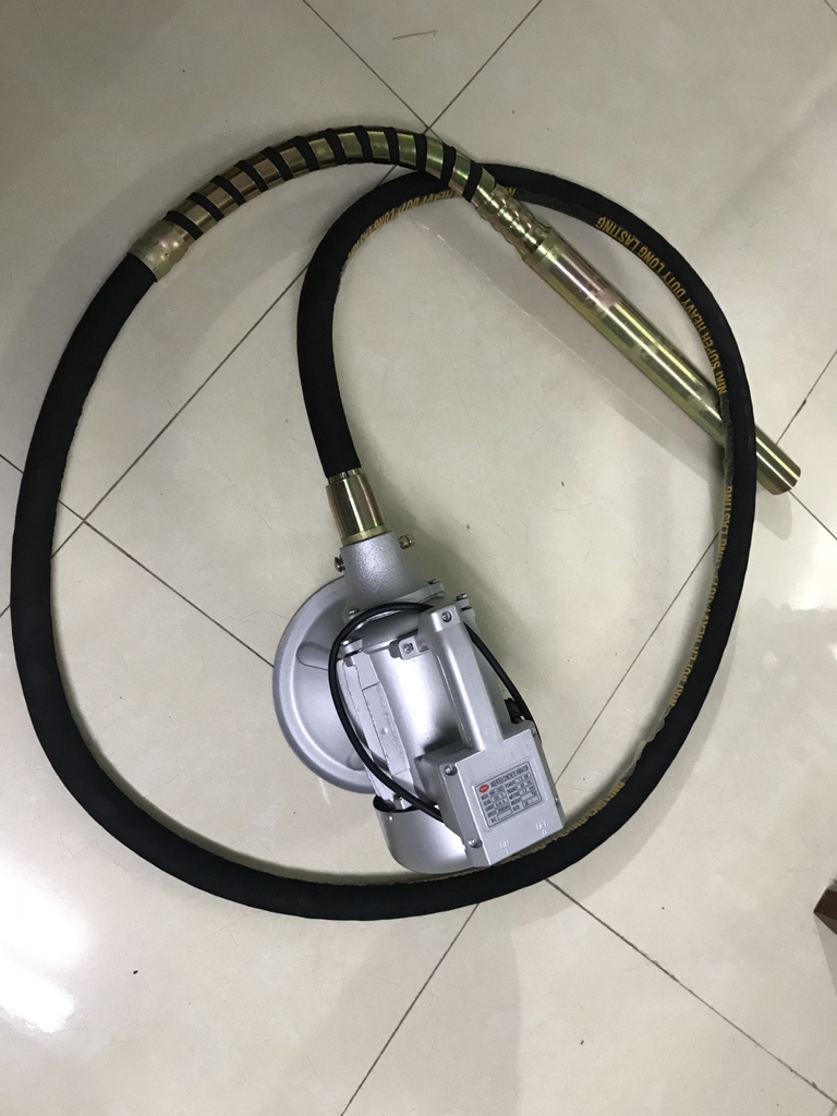 Máy Đầm Dùi Điện Niki 3Kw/380V Dây Đồng