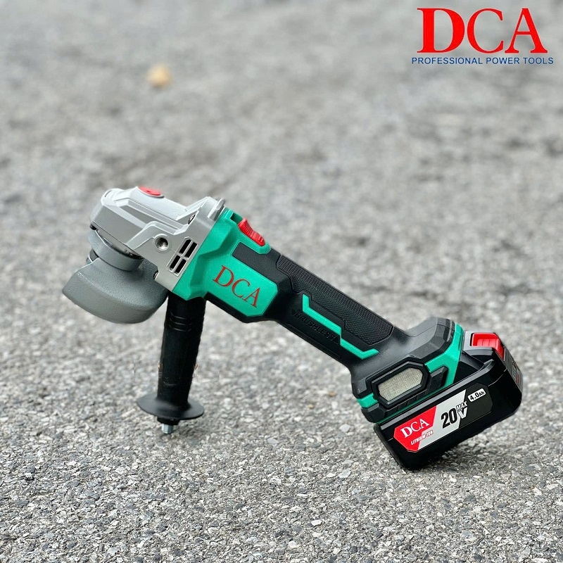 Máy Mài Góc Dùng Pin 20V DCA ADSM04-100EM