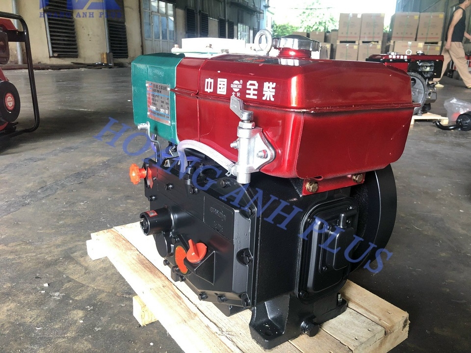 Máy Nổ Dầu Quantrai 8HP QT R180 (D8 Nước)