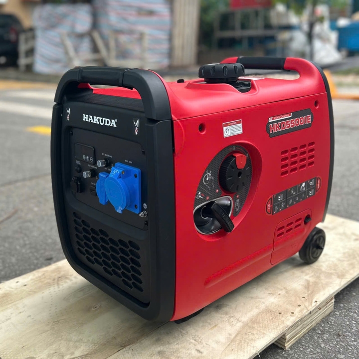 Máy Phát Điện 5KW Chạy Xăng Inverter Hakuda HKD5500IE Siêu Cách Âm